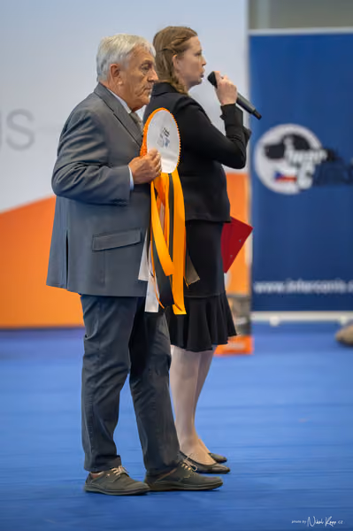 INTERCANIS Brno – FCI 9