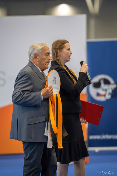 INTERCANIS Brno – FCI 9